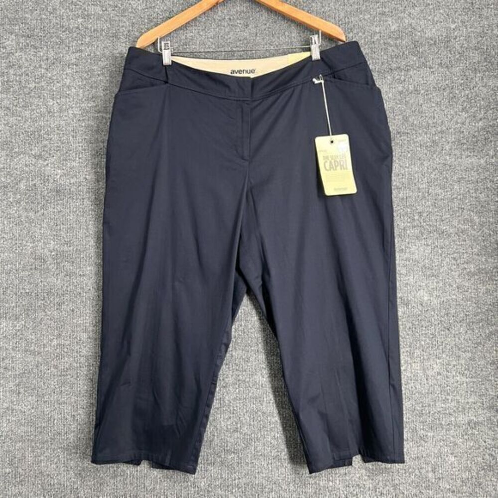 Avenue Womens Slim Leg Capri Pants Plus Size 18 Navy Lightweight Stretch New
